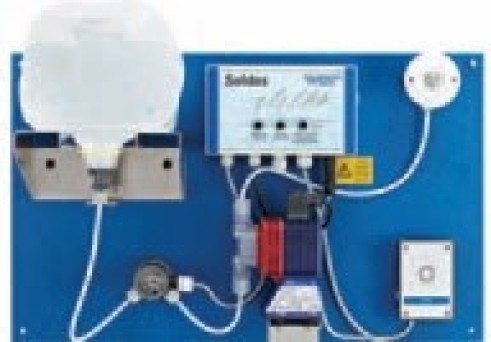 распылители солевого раствора С одним насосом для обще- ственных паровых кабин Артикул 3908018 Модель SOLDOS-V2